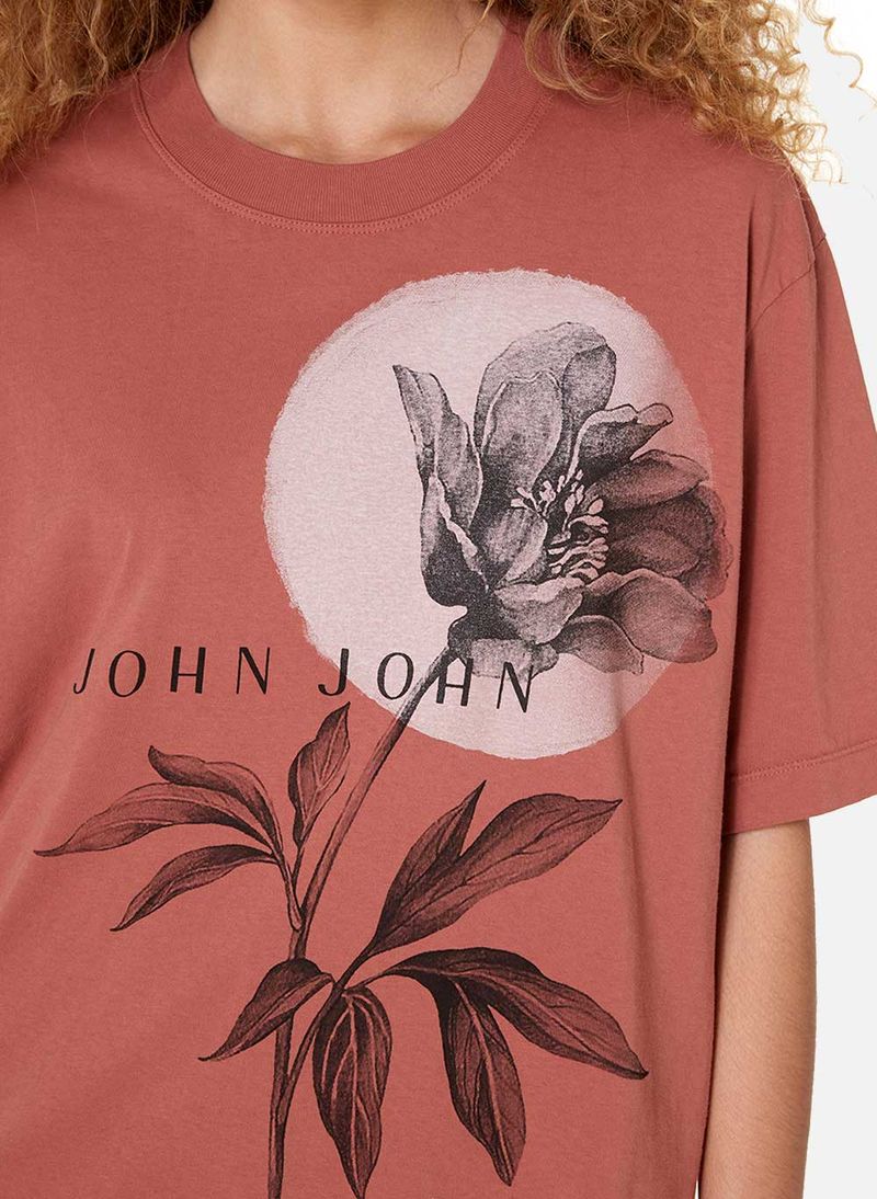 Camiseta John John Logo Vermelha - Compre Agora