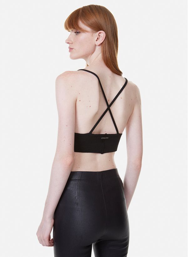 08111001_09_5-TOP-PERFECT-BLACK