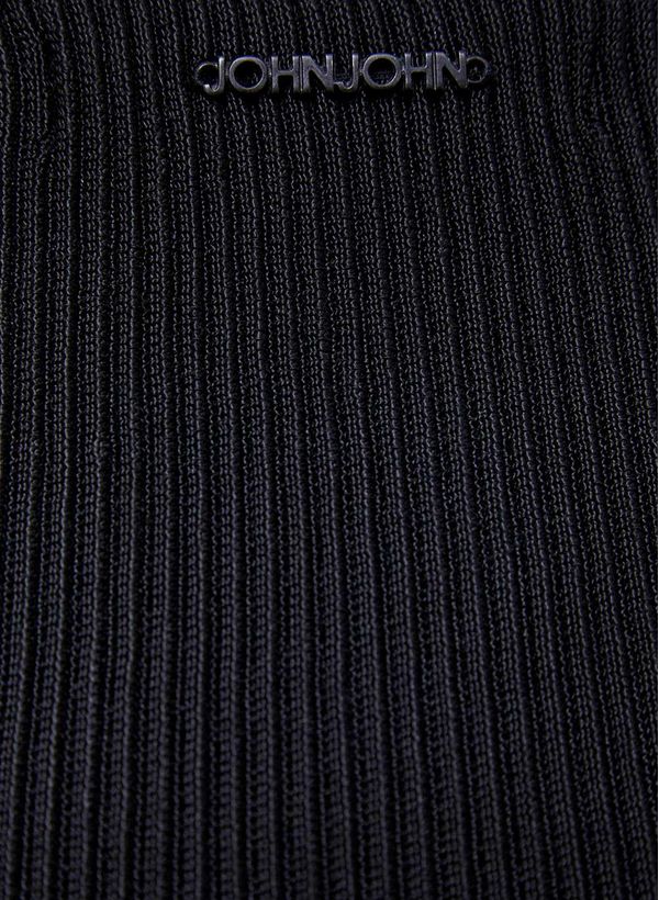 16112238_09_6-SAIA-PERFECT-BLACK