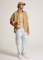 13750100_26_3-CAMISA-MC-RX-LINEN-CAMEL