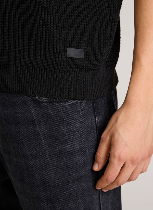 78190255_09_4-POLO-TRICOT-BLACK