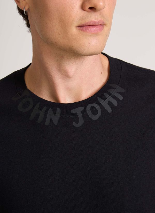 42546853_09_4-T-SHIRT-BOX-COLLAR-JOHN