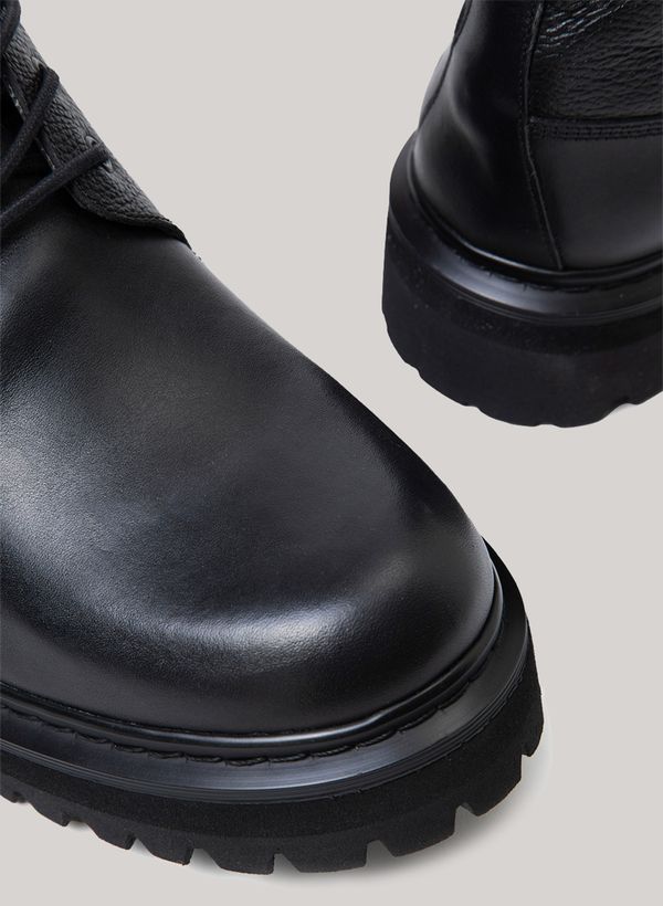 30140599_09_4-BOTA-AUSTIN-BLACK