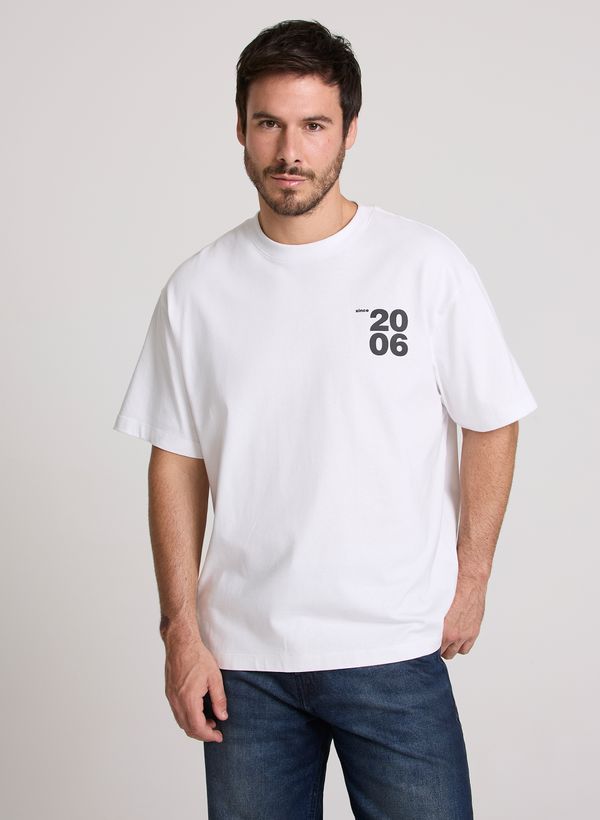 42546785_05_2-T-SHIRT-BOX-3-SIDES