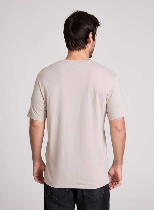 42546971_01_5-T-SHIRT-RG-URBAN-BG