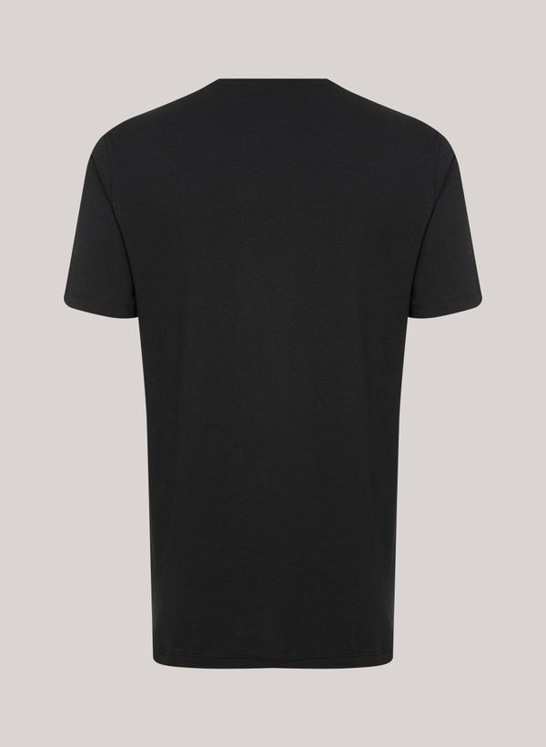 42546878_09_3-TS-RG-JJ-BASIC-PRETO