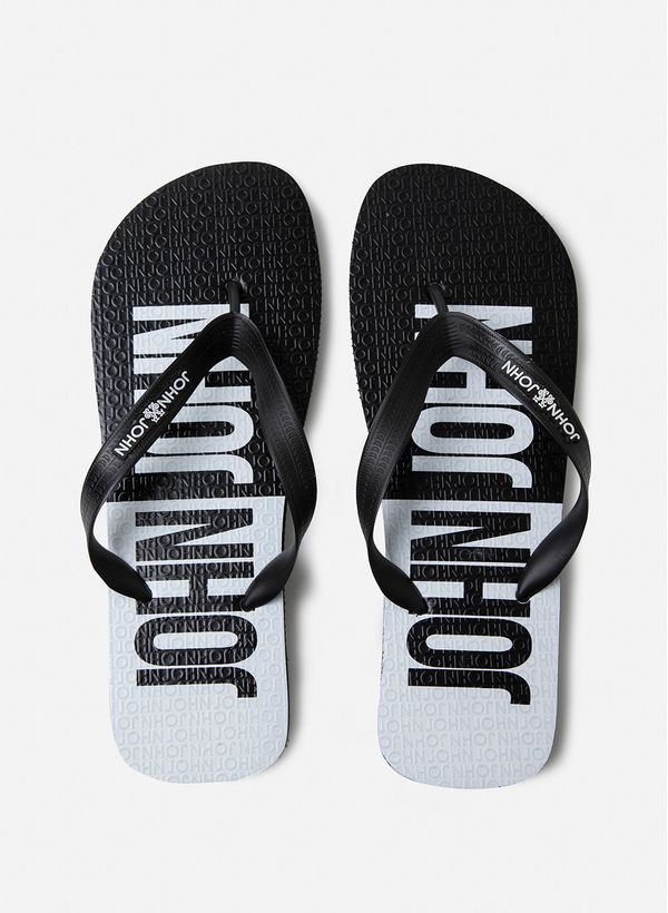 76601262_09_5-CHINELO-HALF-BLACK-AND-WHITE