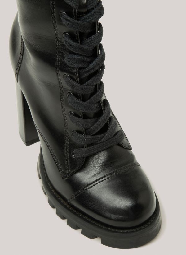 30250091_09_5-COMBAT-JOHN-BUCKLE