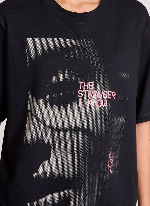 03620651_09_4-TSHIRT-THE-STRANGER