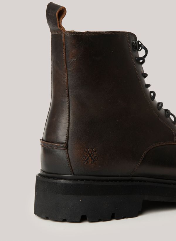 30140611_59_5-BOTA-CHASE